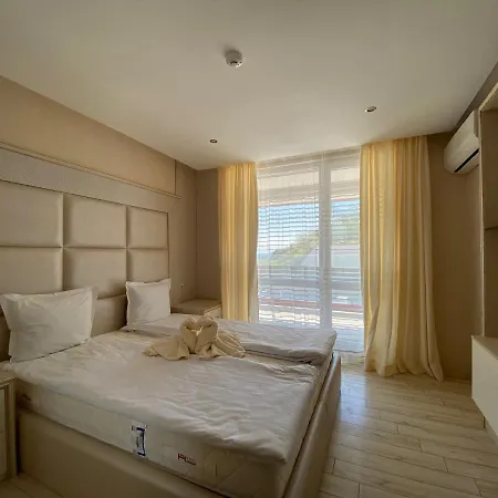 Paradiso 'в' 102 Private Sea View Appartement Nesebar