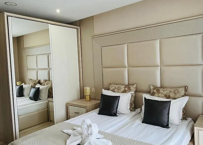 Paradiso 'в' 102 Private Sea View *